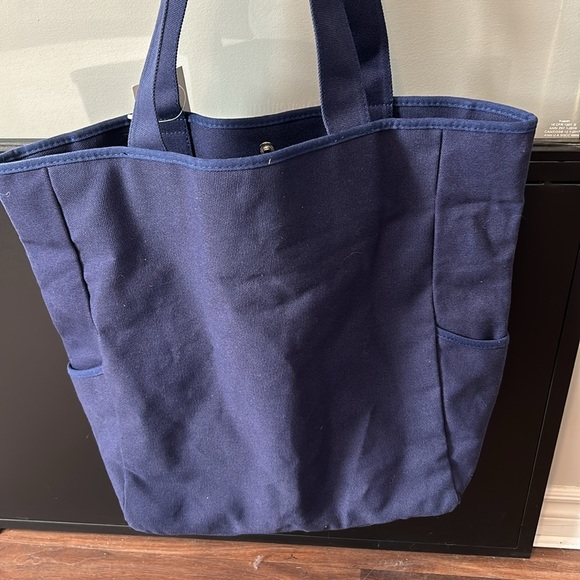 Disneyland Limited Edition 2014 Holiday Tote - Picture 6 of 6